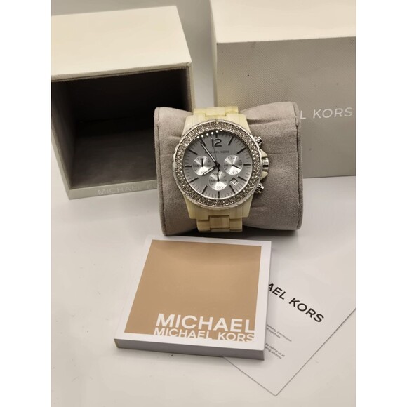 Michael Kors 49mm MK- 5598 Ladies' Watch. Box + Papers. New Battery. 6.25" Band - Picture 3 of 15